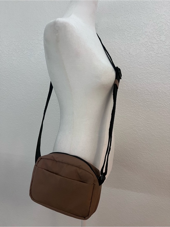 BAGGU Handbags - Baggu Brown Crossbody Bag Nylon Mini Shoulder Bag Adjustable Strap Casual